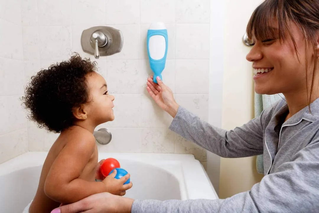 squeezi bathroom soap dispenser